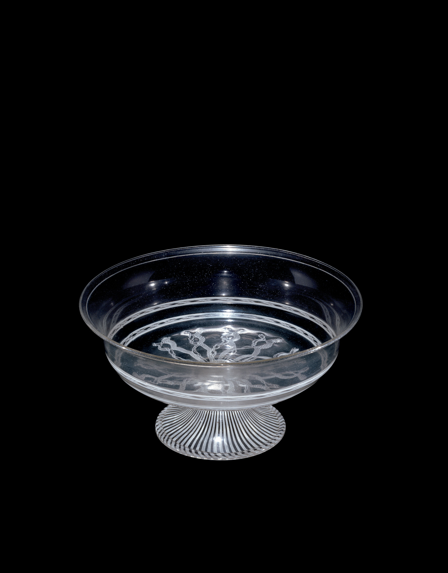 Footed Bowl with Filigrana