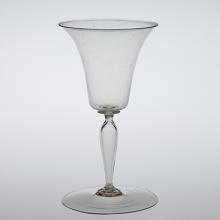 Simple Flared Wineglass